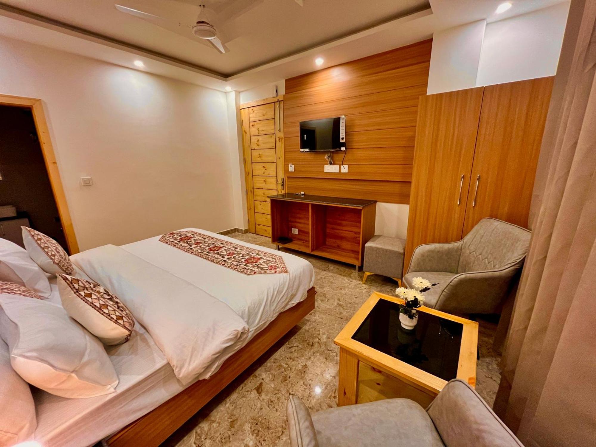 Hotel Hill View, Mussoorie - Near Jw Marriott Mussoorie, M 77377-32479 Exterior foto